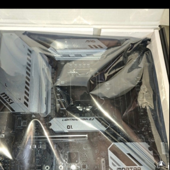 MSI MAG B56OM WIFI MORTAR + MORE - Picture 2 of 3